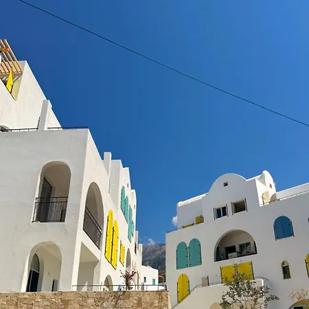 Azure Garden Santorini - Drymades Village Nyaraló